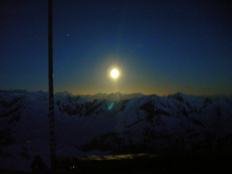#33 coucher de lune : coucher de lune avant le départ au Bishorn coucher de lune : coucher de lune avant le départ au Bishorn