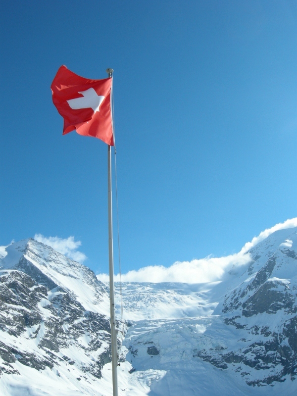 #20 Turtmannhütte : patriotisme suisse oblige Turtmannhütte : patriotisme suisse oblige