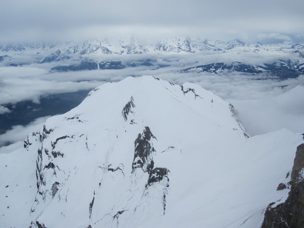 #5 Les 4 Têtes Le massif : Mauvais temps top niveau Les 4 Têtes Le massif : Mauvais temps top niveau