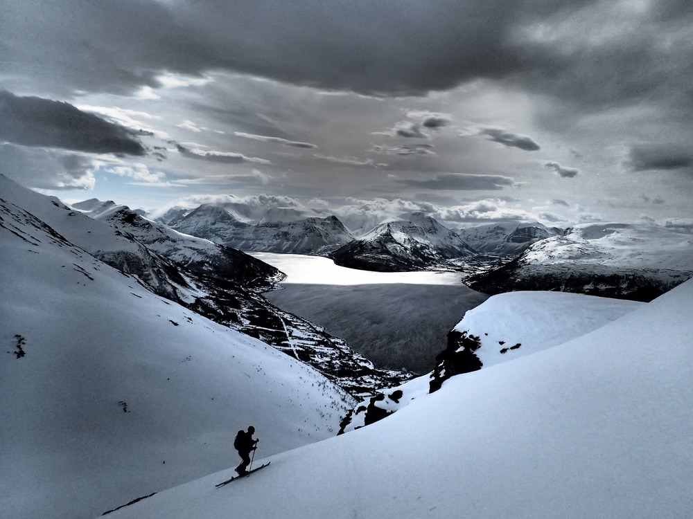 Montée au Nordmannvikstinden : Justin dans la pente