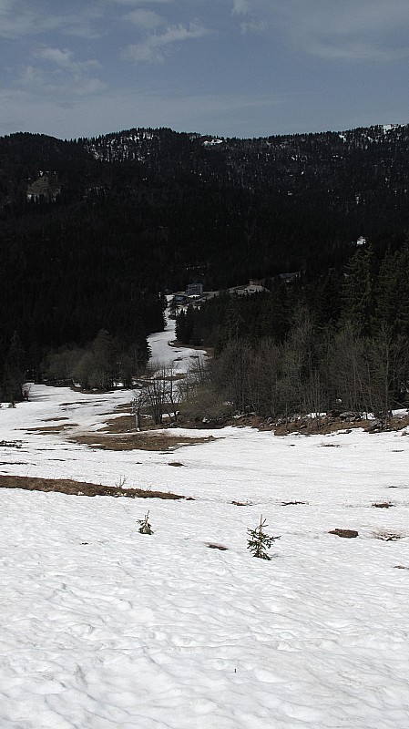 #1 Piste : Les pistes encore en bonne conditions même si bientôt il faudra déchausser sur quelques passages... Piste : Les pistes encore en bonne conditions même si bientôt il faudra déchausser sur quelques passages...