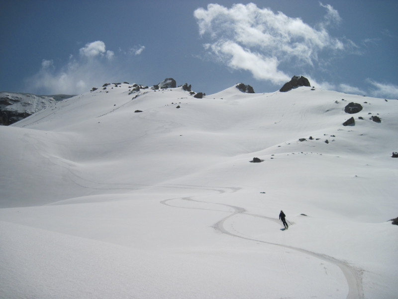 #8 Neige de printemps : on n Neige de printemps : on n'y croyait plus. Un régal, seuls au monde