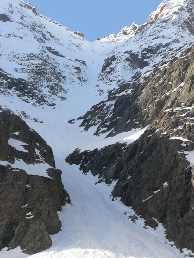 #3 Couloir : Dommage : le haut est incroyablement rempli... mais goulotté Couloir : Dommage : le haut est incroyablement rempli... mais goulotté
