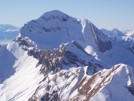 #4 Le charvin : Le charvin vu sous sa face nord ... il y a un itineraire de tardivel, avis aux amateur ! Le charvin : Le charvin vu sous sa face nord ... il y a un itineraire de tardivel, avis aux amateur !