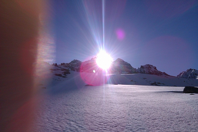 #1 Soleil sur Mary : Le couloir de haute Mary s Soleil sur Mary : Le couloir de haute Mary s'éclaire mais nous n'irons pas