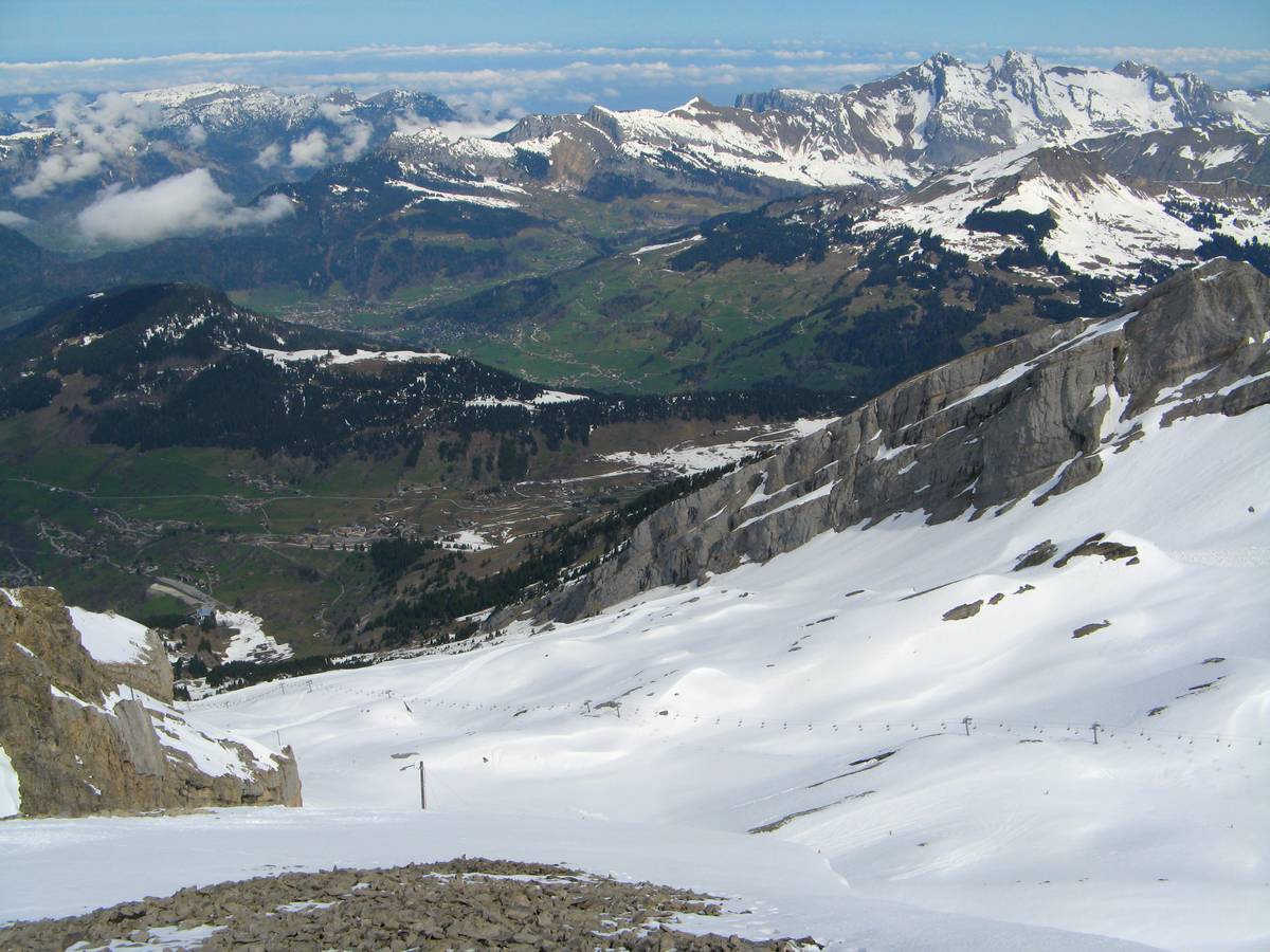 #9 Combe de la Balme : Du monde aujourd Combe de la Balme : Du monde aujourd'hui