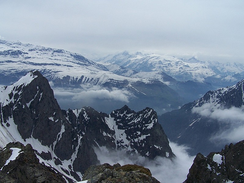 #6 Pointe de la Vaudaine : Ca se couvre sur l Pointe de la Vaudaine : Ca se couvre sur l'oisans...