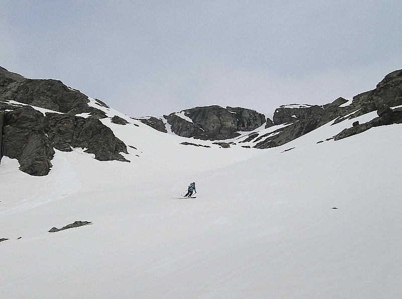 #8 Descente 3 : Neige parfaite sur les pentes est Descente 3 : Neige parfaite sur les pentes est