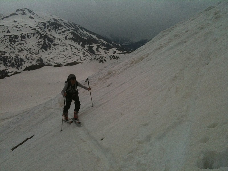 #1 Pied du couloir : Thomas désespéré, vient de perdre son appareil photos!! Pied du couloir : Thomas désespéré, vient de perdre son appareil photos!!