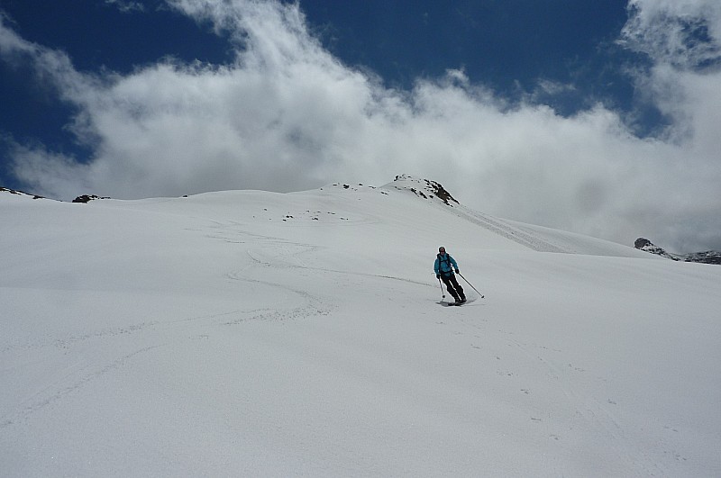 #6 Sanguineirette : Bonne neige sous le sommet Sanguineirette : Bonne neige sous le sommet
