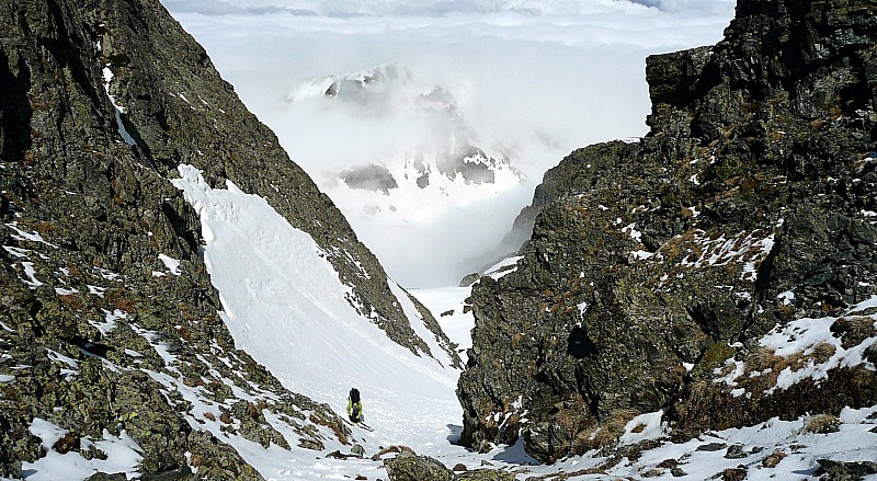 #12 Couloir Van / Sorbier : Le haut se fait à pied maintenant ! Couloir Van / Sorbier : Le haut se fait à pied maintenant !