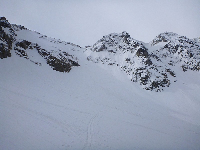 #14 Le couloir 4.1 : Avec une des deux personnes qui m Le couloir 4.1 : Avec une des deux personnes qui m'a dépassé.