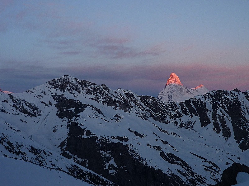 Sa majesté : Le Cervin...