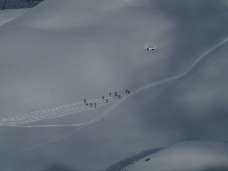 On surplomble Nat' ! : Après une montée à un bon train, nous sommes enfin en vue de Nat et de son attelage !