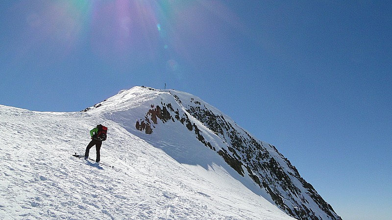 #6 Ötztal 2013 : On laisse les skis pour les derniers mètres. Ötztal 2013 : On laisse les skis pour les derniers mètres.