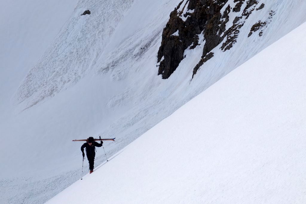 #3 Neige bien dure : à l Neige bien dure : à l'approche du couloir des Valloirins
