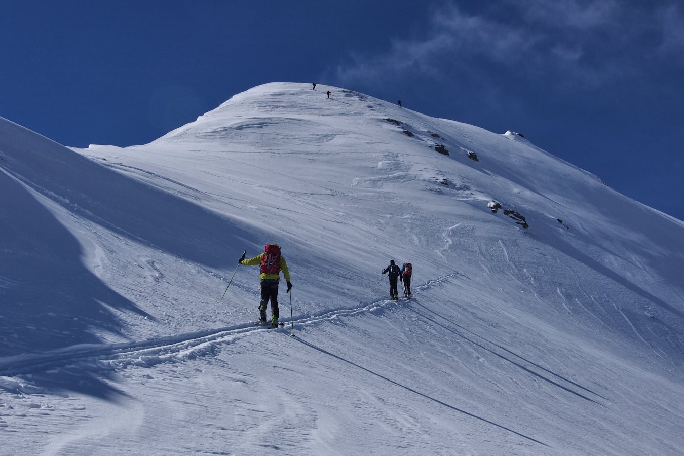 #11 Arête Nord : Du ciel bleu, mais un petit vent bien frais. Arête Nord : Du ciel bleu, mais un petit vent bien frais.