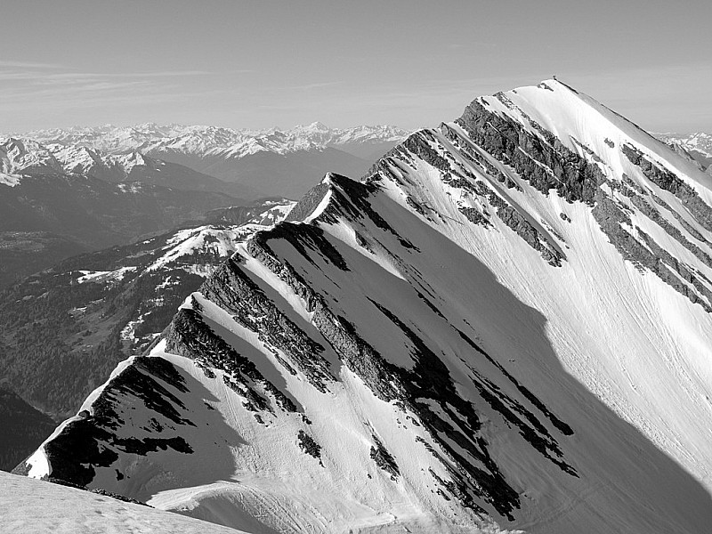 #8 Roualle : La Grande Balmaz vue du sommet sud de la Roualle Roualle : La Grande Balmaz vue du sommet sud de la Roualle