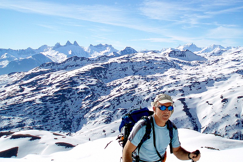 #17 Marc : Le patron avec les aiguilles d Marc : Le patron avec les aiguilles d'Eric et l'objectif de cette été au fond à droite ;)