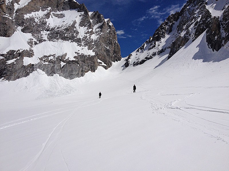 #28 col de la Grande Casse : retour à des pentes plus raisonnables !
Sur une superbe moquette à 5 étoiles col de la Grande Casse : retour à des pentes plus raisonnables !
Sur une superbe moquette à 5 étoiles