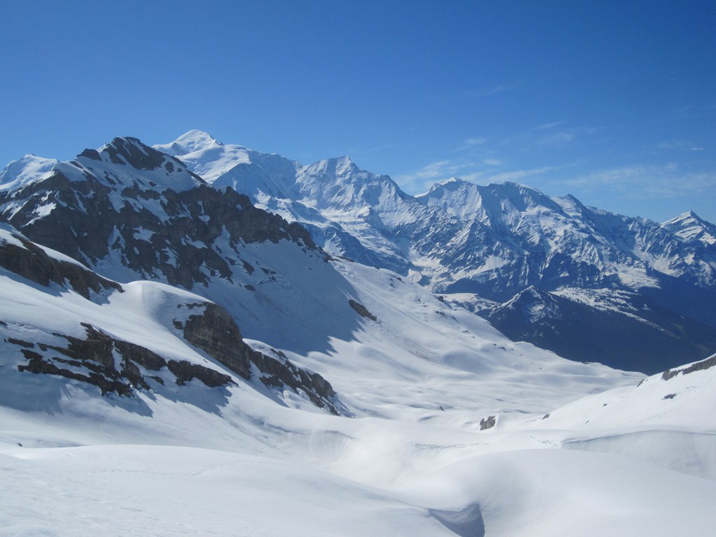 massif du Mont Blanc : Dessous la combe à remonter depuis les chalets de Platé