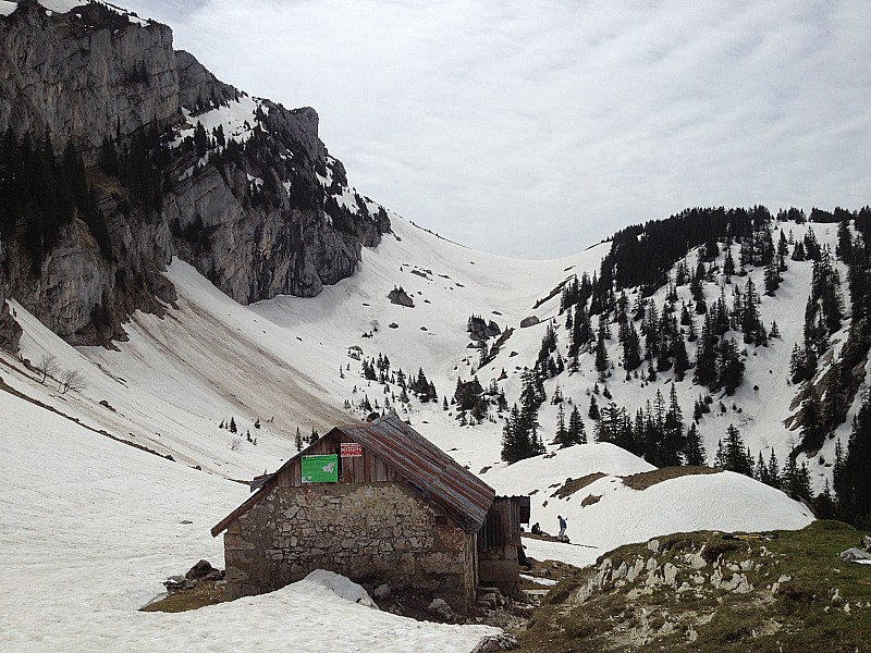#5 bovinant vu sur le col : la combe de bovinant , j bovinant vu sur le col : la combe de bovinant , j'adore venir ici !!!!!! et comme souvent seul au monde ..