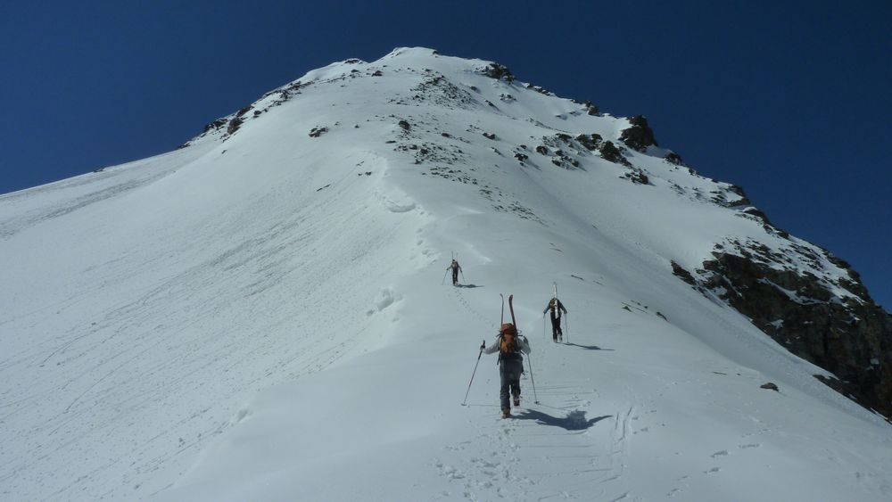 #6 Bec de l Bec de l'Ane arete NE : en route pour 400m de portage