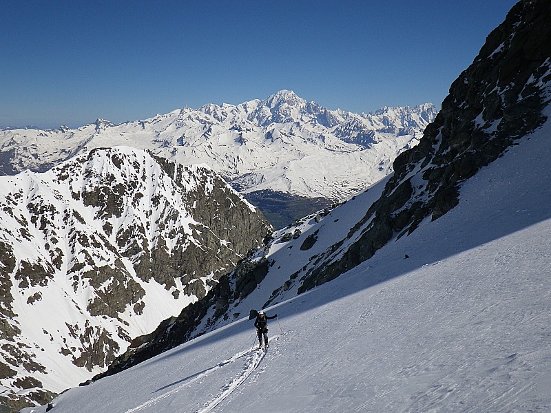 #1 Pourri : Une montée qui me rappelle celle du Grand Paradis, avec le MB en fond... Pourri : Une montée qui me rappelle celle du Grand Paradis, avec le MB en fond...