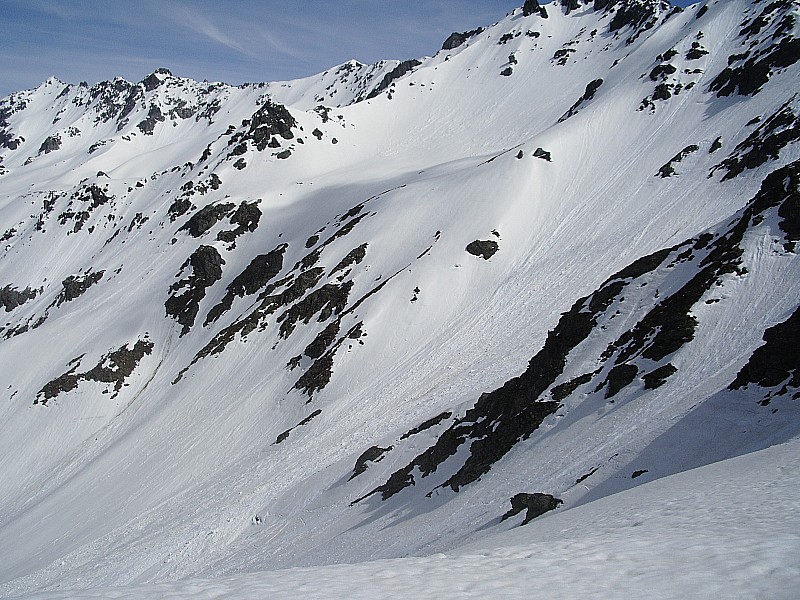 #9 Vue depuis Col du Pouta : Sur l Vue depuis Col du Pouta : Sur l'tinéraire face nord Dent du Pra. Il ne semble plus très évident sur la photo...