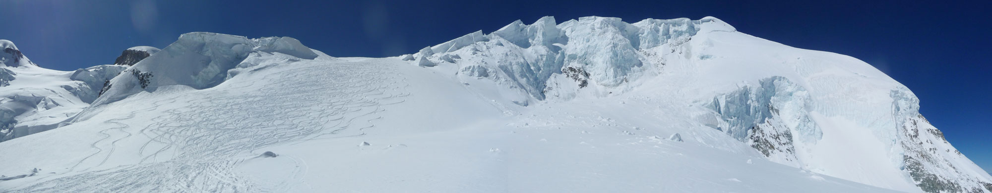 Le Glacier et ses monuments : Séracs: un cadre toujours magique