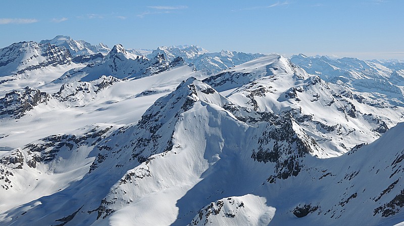 #19 Traversée Carro-Albaron : J3: vue de l Traversée Carro-Albaron : J3: vue de l'arrête vers la pointe de Bonneval, les Levanna. Quel spectacle!