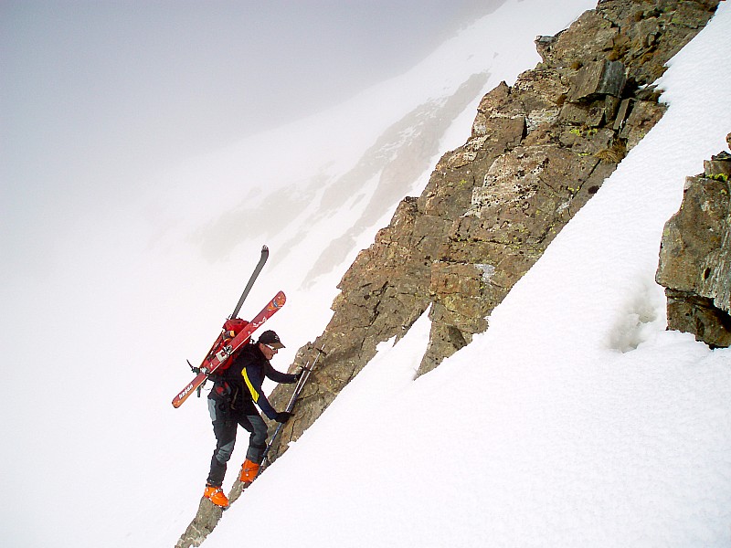 #5 Grimpette : Chacun cherche le plus simple pour monter sur l Grimpette : Chacun cherche le plus simple pour monter sur l'arête.