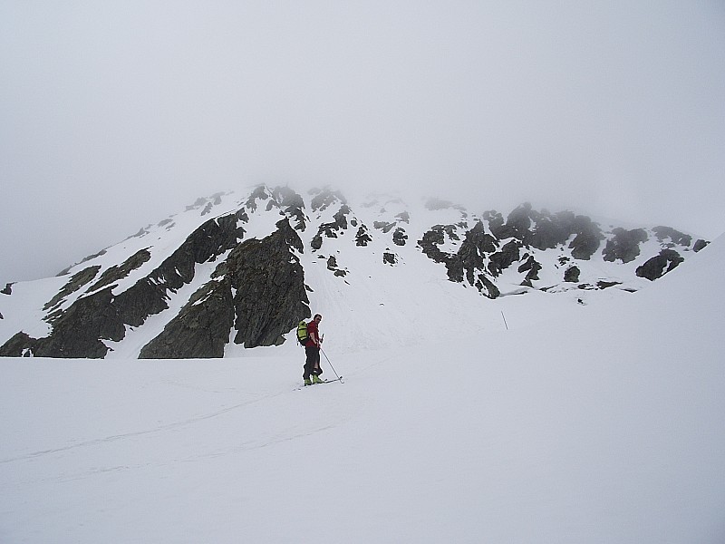 #1 Le temps, c Le temps, c'est pas gagné... : Vincent en approche du col Nord des Lacs