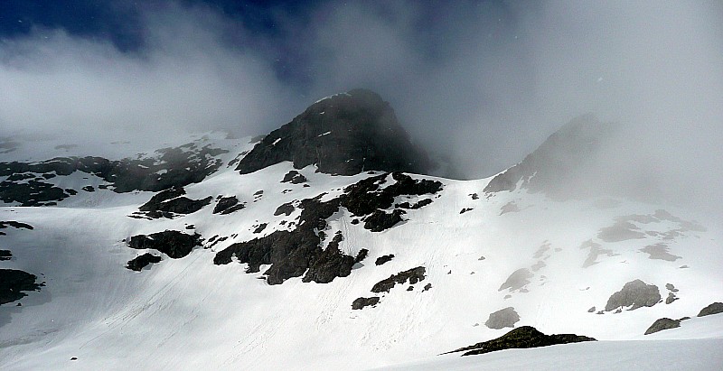 #2 Juste au-dessus des Domenons : On a bien fait d Juste au-dessus des Domenons : On a bien fait d'insister, on change de saison vers 2400m d'altitude