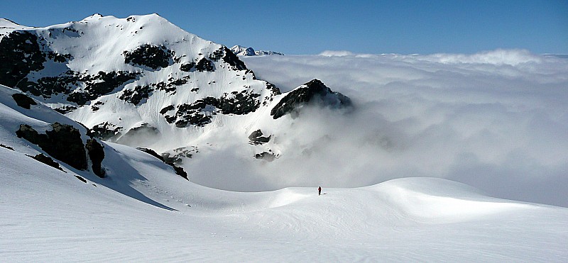 #4 Montée vers la Grande Lance : Khara s Montée vers la Grande Lance : Khara s'est arrêté pour prendre qqs photos au soleil