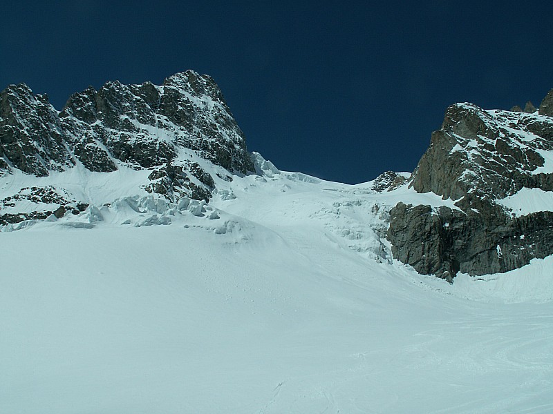 #47 glacier de l glacier de l'homme : c'est bien bouché
