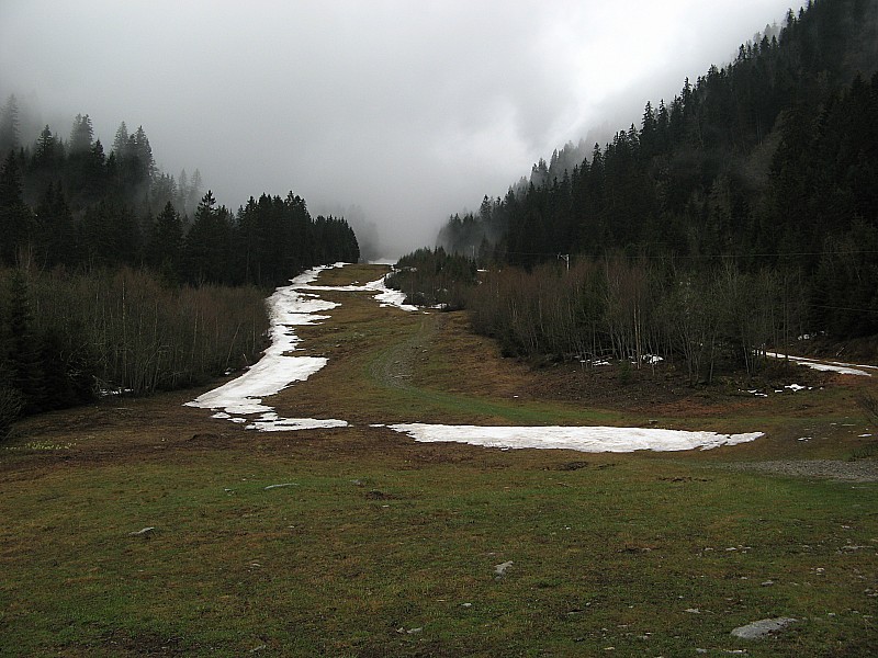 #1 Départ Casserousse : Etat d Départ Casserousse : Etat d'enneigement au départ de la piste de Casserousse, ça devient impraticable!
Cela sent la fin de saison!