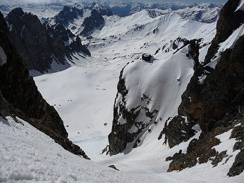 #11 Bas du couloir : Il en reste encore un peu. Bas du couloir : Il en reste encore un peu.