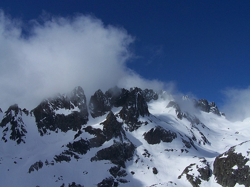 #3 Cime de Sambuis : Les aiguilles de l Cime de Sambuis : Les aiguilles de l'Argentière, pendant la seule heure de soleil qu'on aura eue.
