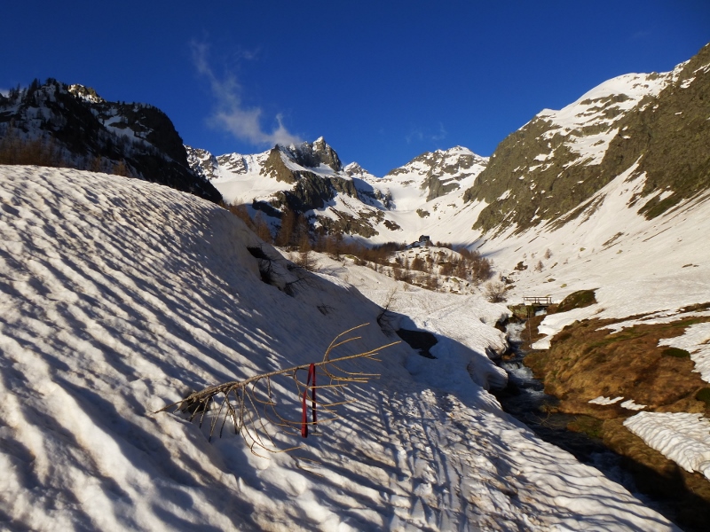 #1 Vallon d Vallon d'Ischiator : et ref Migliorero au fond.