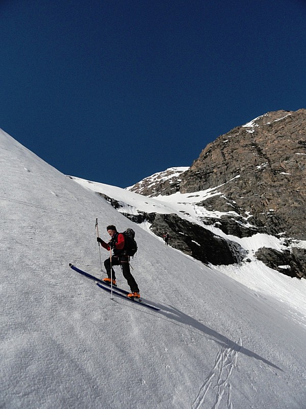#4 Pointe de Charbonnel : Soleil et skis au pied, ça donne le moral ! Pointe de Charbonnel : Soleil et skis au pied, ça donne le moral !