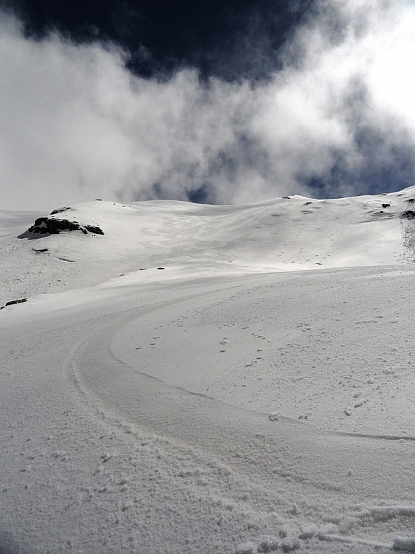 #15 Pointe de Charbonnel : Encore de la belle neige, on en a de la chance ! Pointe de Charbonnel : Encore de la belle neige, on en a de la chance !