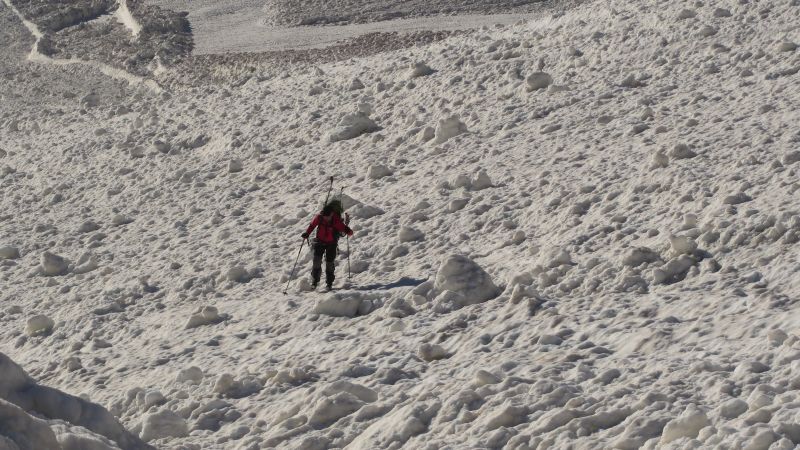 #16 Montee en avalanches : Les peaux ne sont pas encore de rigueur Montee en avalanches : Les peaux ne sont pas encore de rigueur