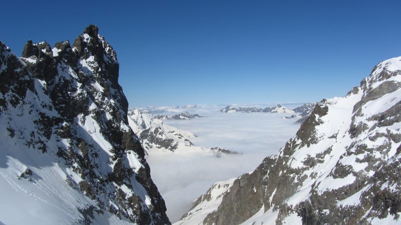 #3 Le Valgau : Toujours de la brume en fond de vallée, on s Le Valgau : Toujours de la brume en fond de vallée, on s'en va...