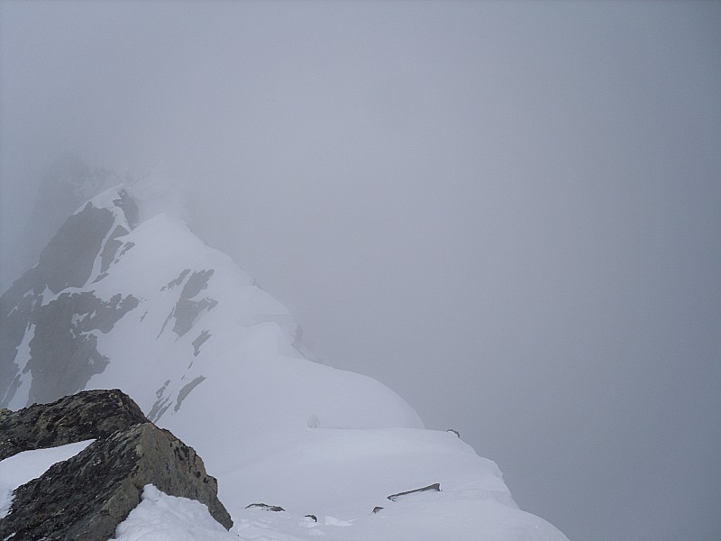 #4 Corniches côté nord du sommet : corniches énormes Corniches côté nord du sommet : corniches énormes