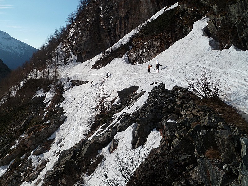 #1 Piste au dessus de la carrière : Neige bien dure!!! Piste au dessus de la carrière : Neige bien dure!!!