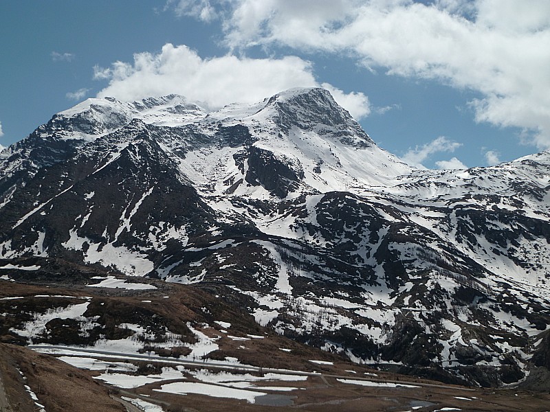 #11 Vue d Vue d'ensemble : Cime du Bard et Mt Giusalet caché dans les nuages