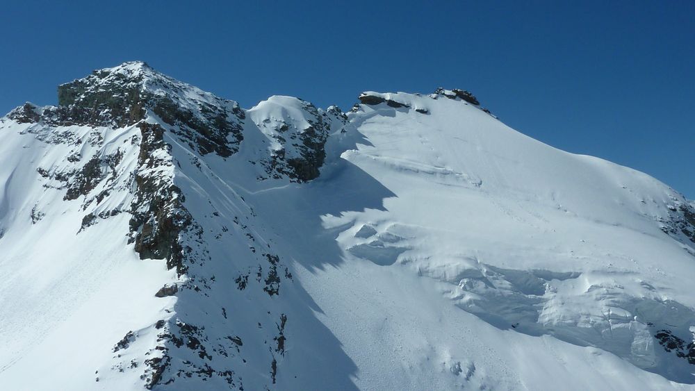 #7 Petite Ciamarella : vue du sommet de la Pointe Tonini Petite Ciamarella : vue du sommet de la Pointe Tonini