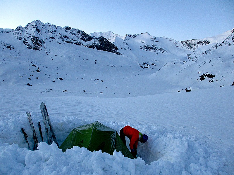 #1 Bivouac : On quitte notre petit nid douillet, pour rejoindre le groupe. Bivouac : On quitte notre petit nid douillet, pour rejoindre le groupe.