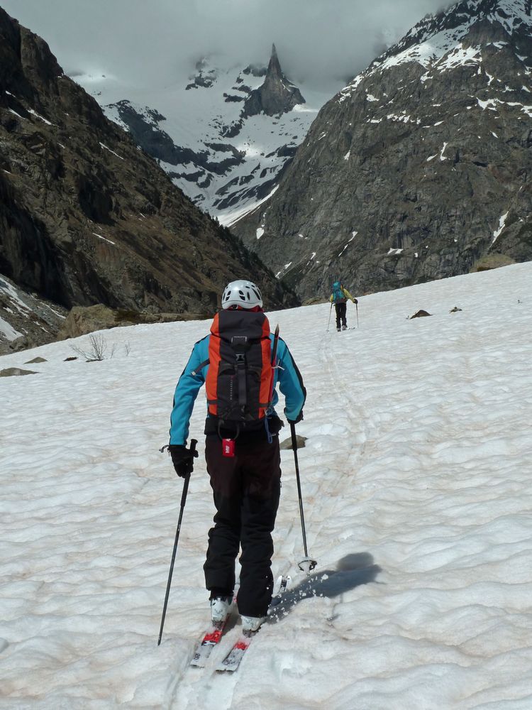 #22 Vallon des Etages : Retour pousse-bâton sous la Dibona Vallon des Etages : Retour pousse-bâton sous la Dibona